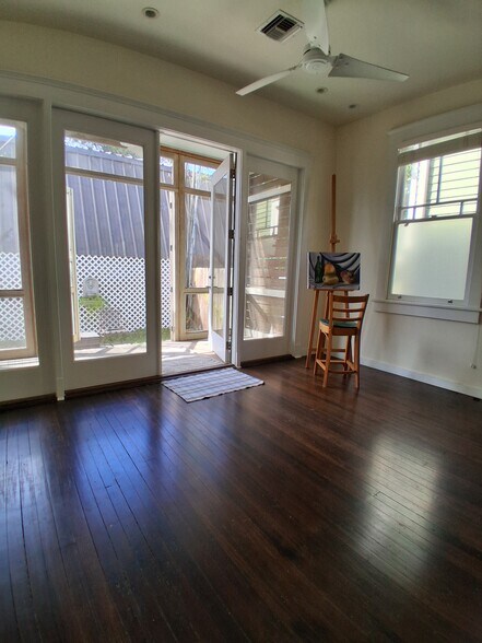 Building Photo - 6324 Annunciation St