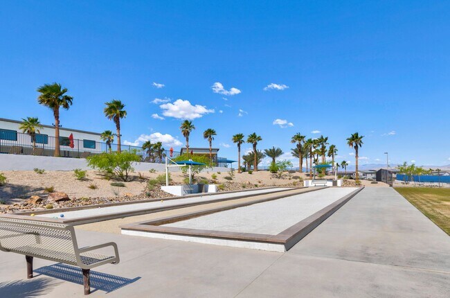Building Photo - LUX HOME PALM DESERT RESORT LIVING