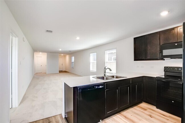 Building Photo - 1133 Largemouth Ln