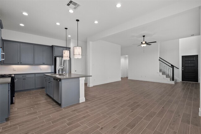 Building Photo - 4935 Anders Ln