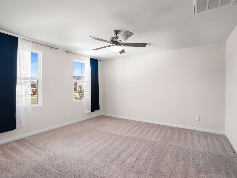 Building Photo - 1716 Quail Run Wy
