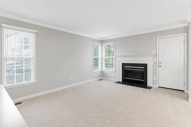 Building Photo - 10813 Kittery Pl