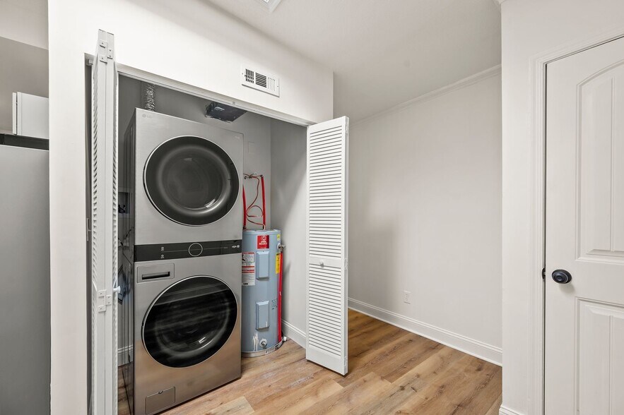 Building Photo - 3761 Avera Ave