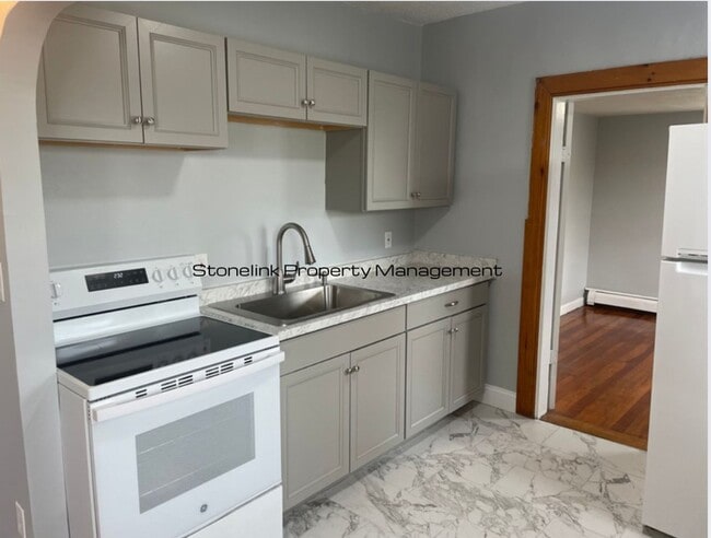 Primary Photo - *68 Second Avenue