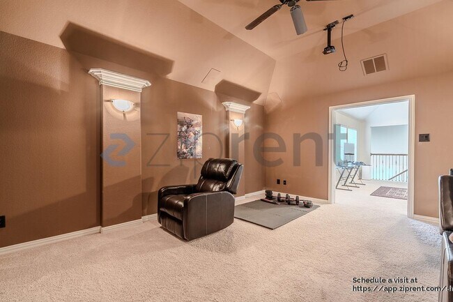 Building Photo - 27115 Downing Park Blvd