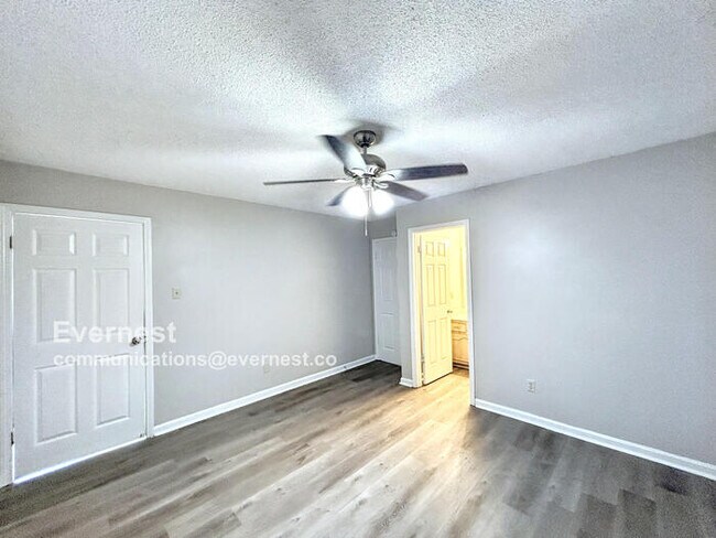 Building Photo - 8351 Mangrove Dr