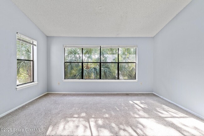 Building Photo - 225 S Tropical Trail