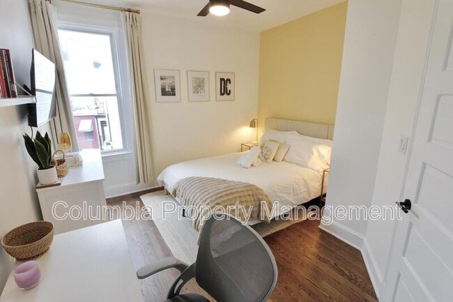 Building Photo - 11 Q St NE