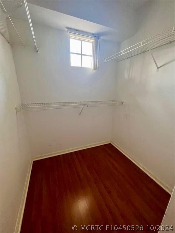 Building Photo - 2841 NE 185th St