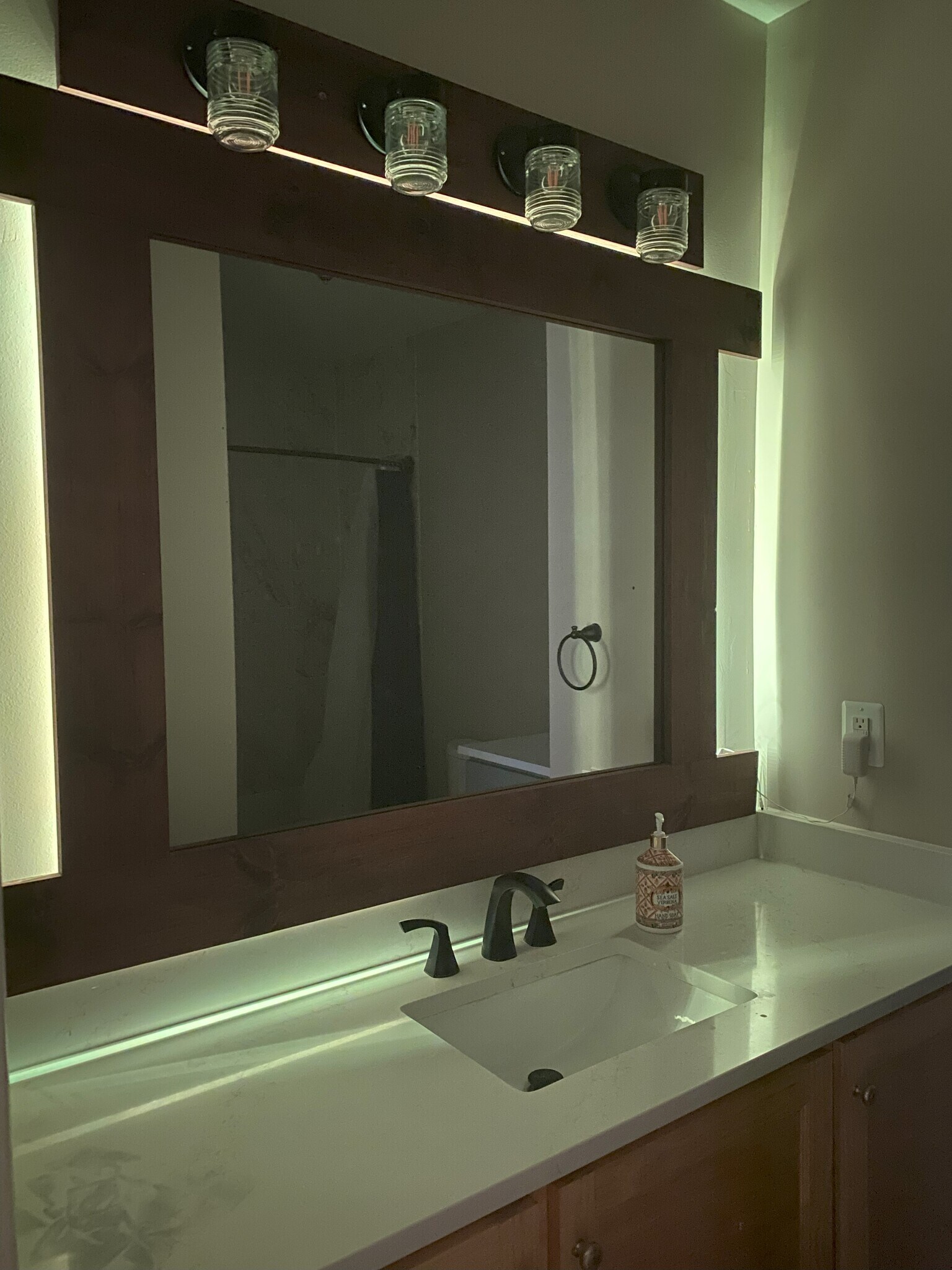 Building Photo - 46628 Drysdale Ter