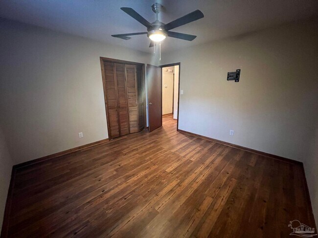 Building Photo - 3131 Oxford Cir