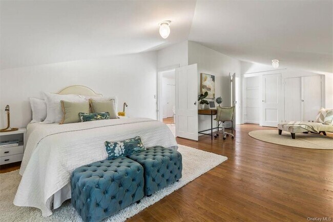 Building Photo - 77 Pleasant Ridge Rd