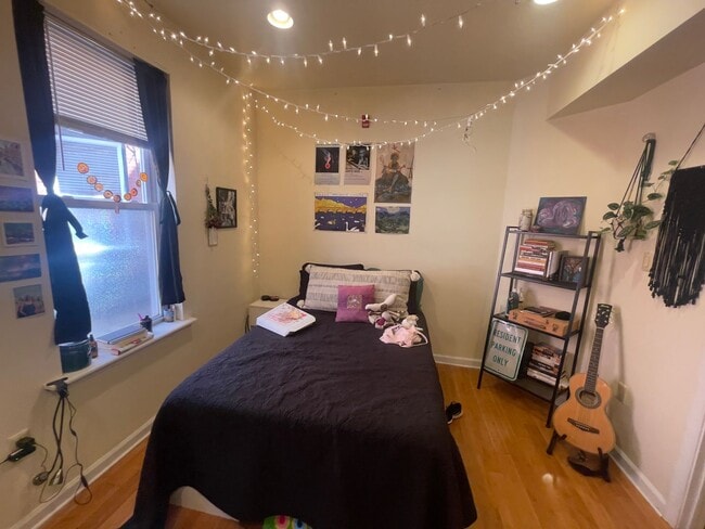 Building Photo - 1518 N 17th St