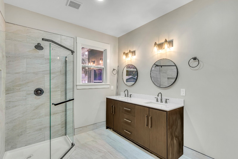 Building Photo - 1323 Seiler Ave