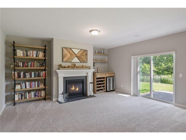 Building Photo - 5596 Orchard Cove