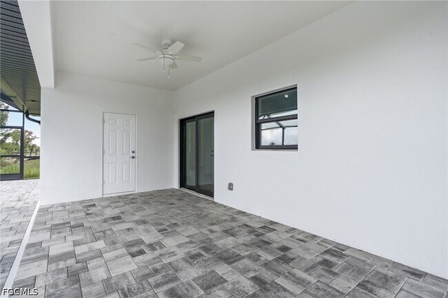 Building Photo - 1431 NW 17th Ave