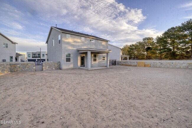 Building Photo - 11506 Summer Dr