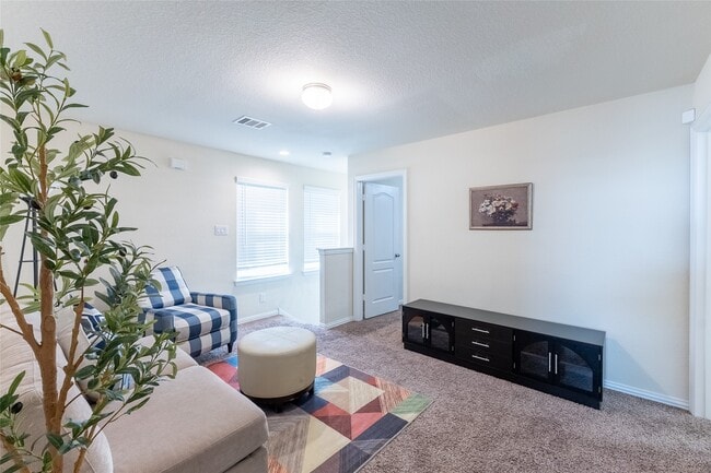 Building Photo - 11413 Hackmatack Way