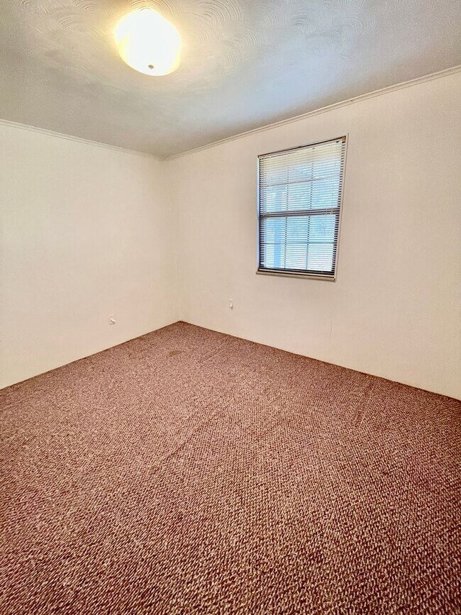 Building Photo - 54157 Lawhon Rd S