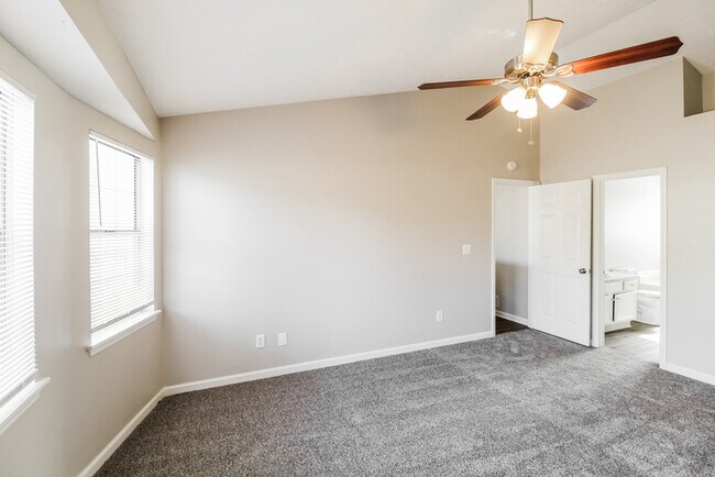 Building Photo - 3614 Irvin Dr