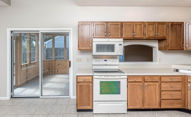 Building Photo - 1416 Whitburn Dr