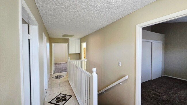 Building Photo - 9013 Quiet Cove Way