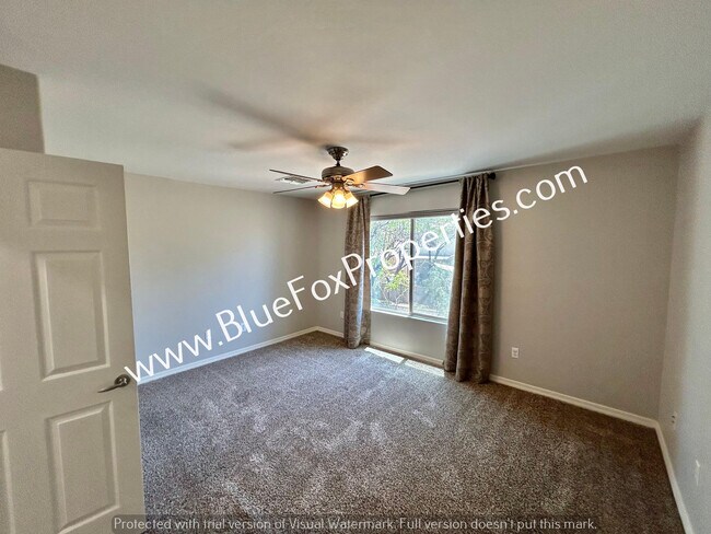 Building Photo - 10412 E Capercaillie St