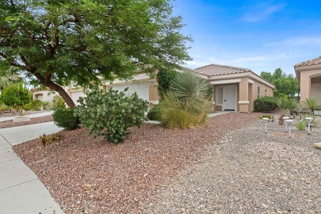 Building Photo - 78685 Rockwell Cir