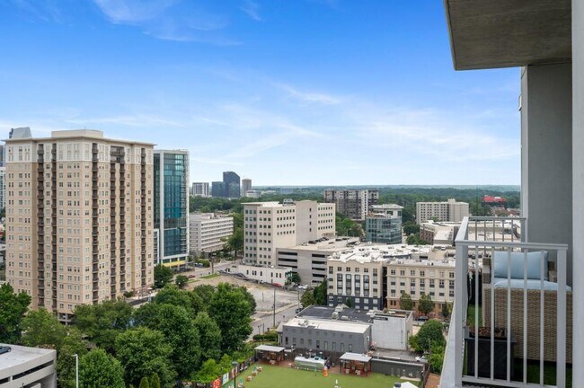 Building Photo - 250 Pharr Rd NE