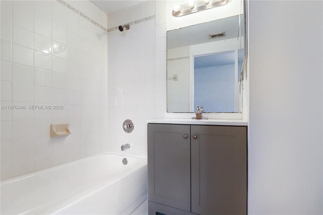 Building Photo - 765 SW 148th Ave