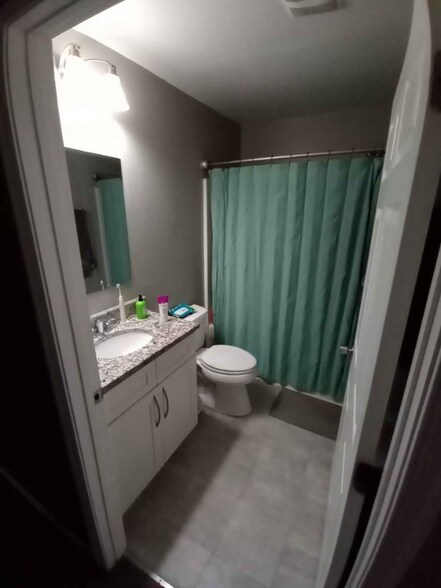 Building Photo - 25320 Pleasantview Rd