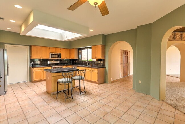 Building Photo - San Ignacio Vistas - Green Valley (Age Restricted community, at least one person must be 55 or ol...