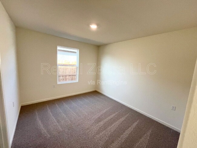 Building Photo - 356 Halisan Ct