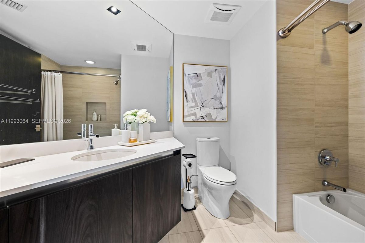 Building Photo - 1180 N Federal Hwy