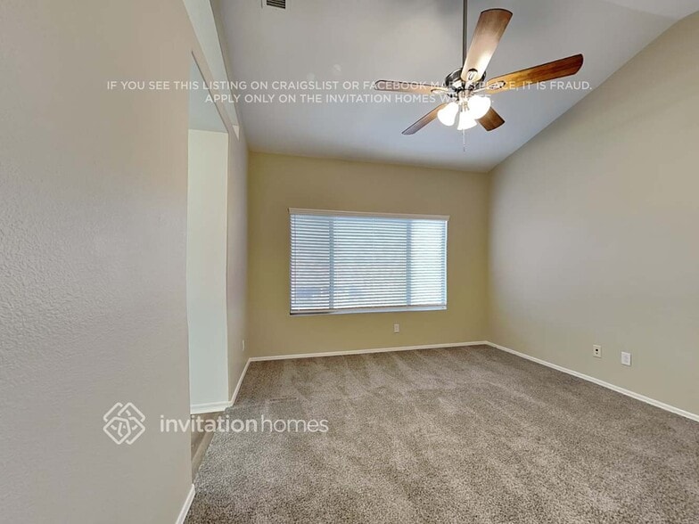 Building Photo - 6752 W Linda Ln