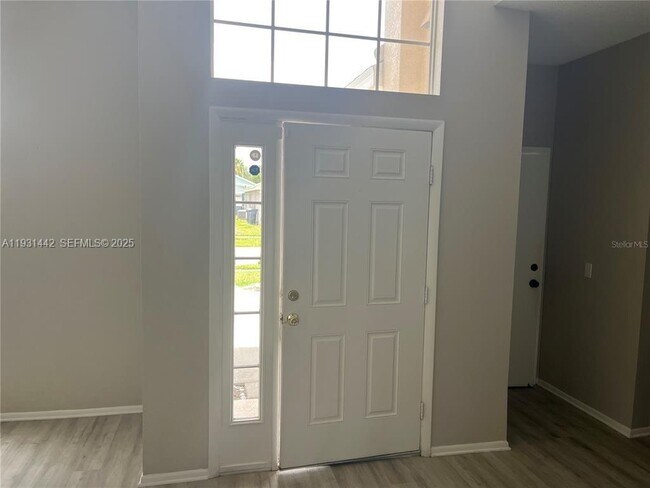 Building Photo - 189 Emeraldview Ave