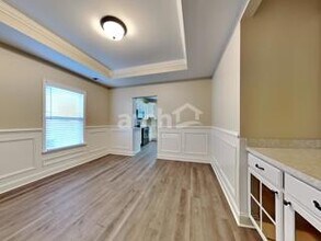 Building Photo - 181 Cotillion Crescent