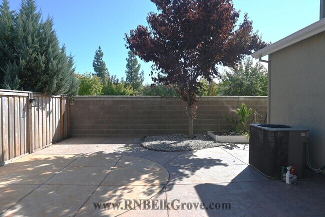 Building Photo - 6917 Riqueza Ct