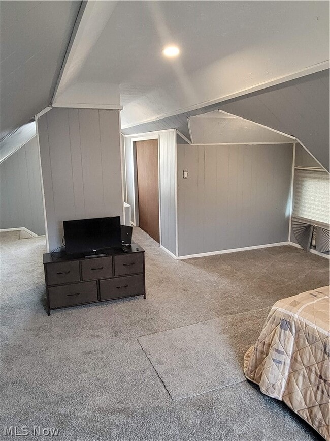 Building Photo - 4083 E 143rd St