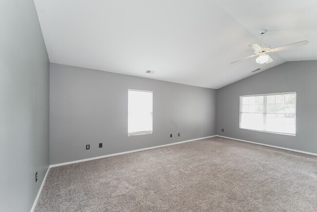 Building Photo - 12825 Old Iron Ln