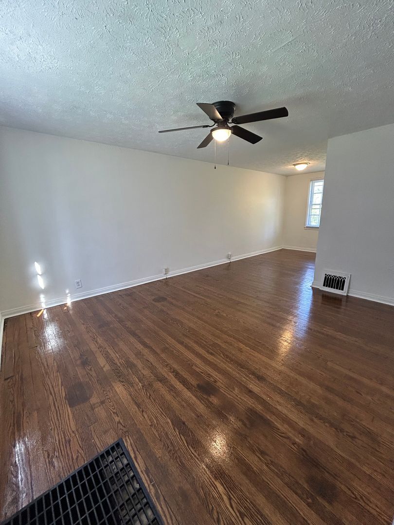 Building Photo - 1500-1506 Perdue Street