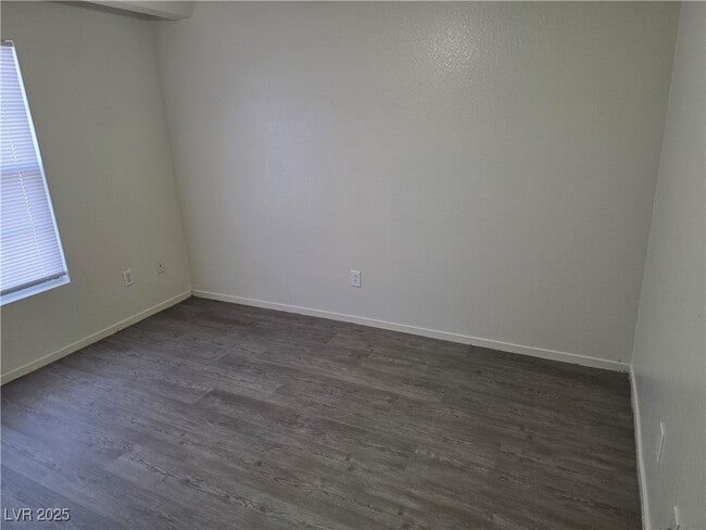 Building Photo - 8453 Vast Horizon Ave