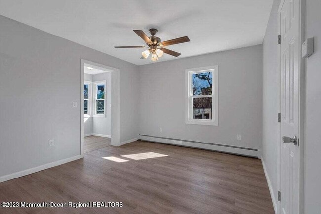 Building Photo - 7 Pollys Park Dr