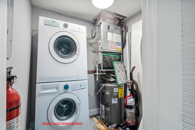 Building Photo - 1000 River Reach Dr