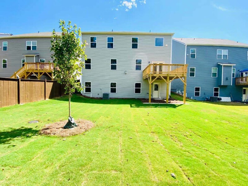 Building Photo - 144 Valimar Dr