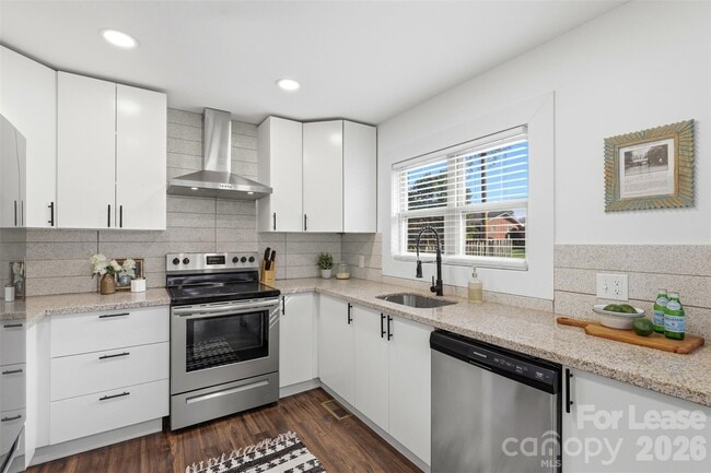 Building Photo - 1642 Washington Ave