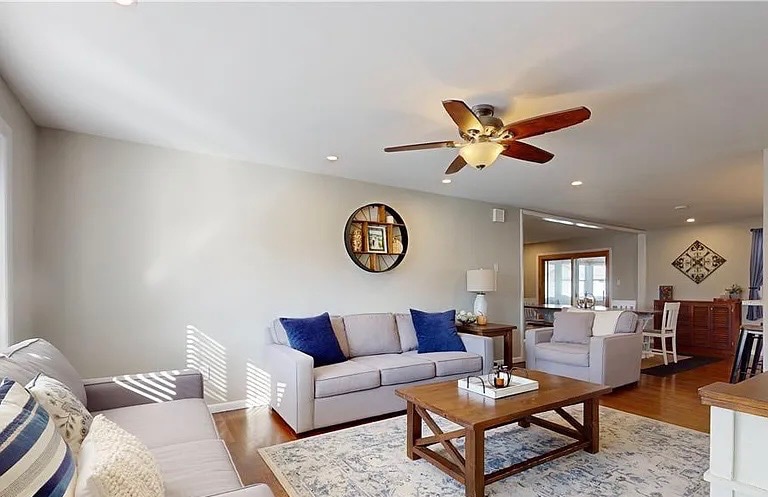 Building Photo - 2809 Green Acres Dr