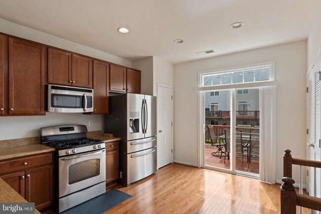 Building Photo - 15728 John Diskin Cir