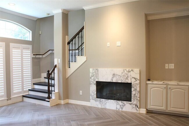 Building Photo - 13527 Brookbluff Ln