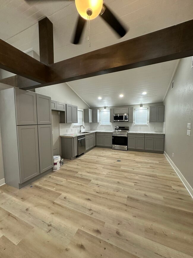 Building Photo - 8223 Wallis St